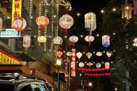 Lanternes de Chinatown